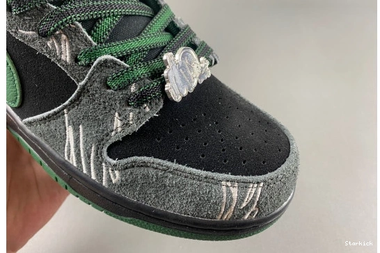 Nike Low SB  Dunk  HF7743-001   There Skateboards 0807